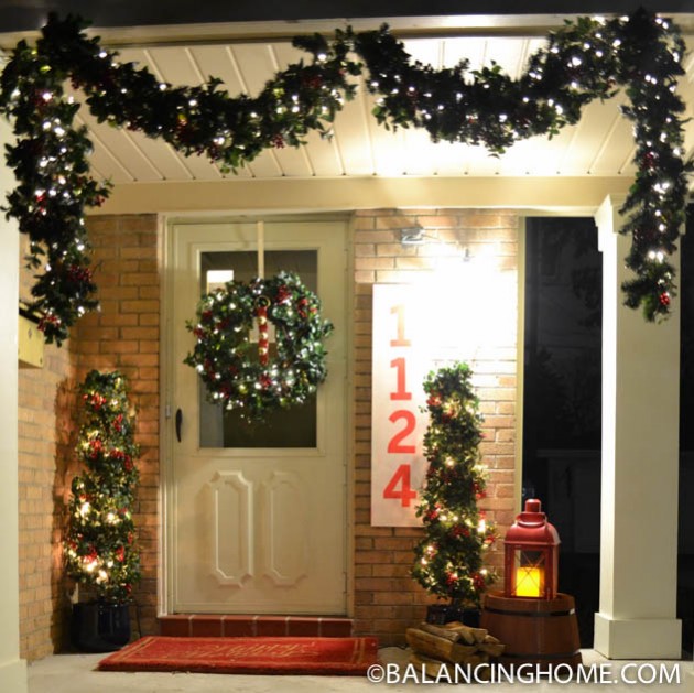 CHRISTMASO-FRONT-PORCH-21